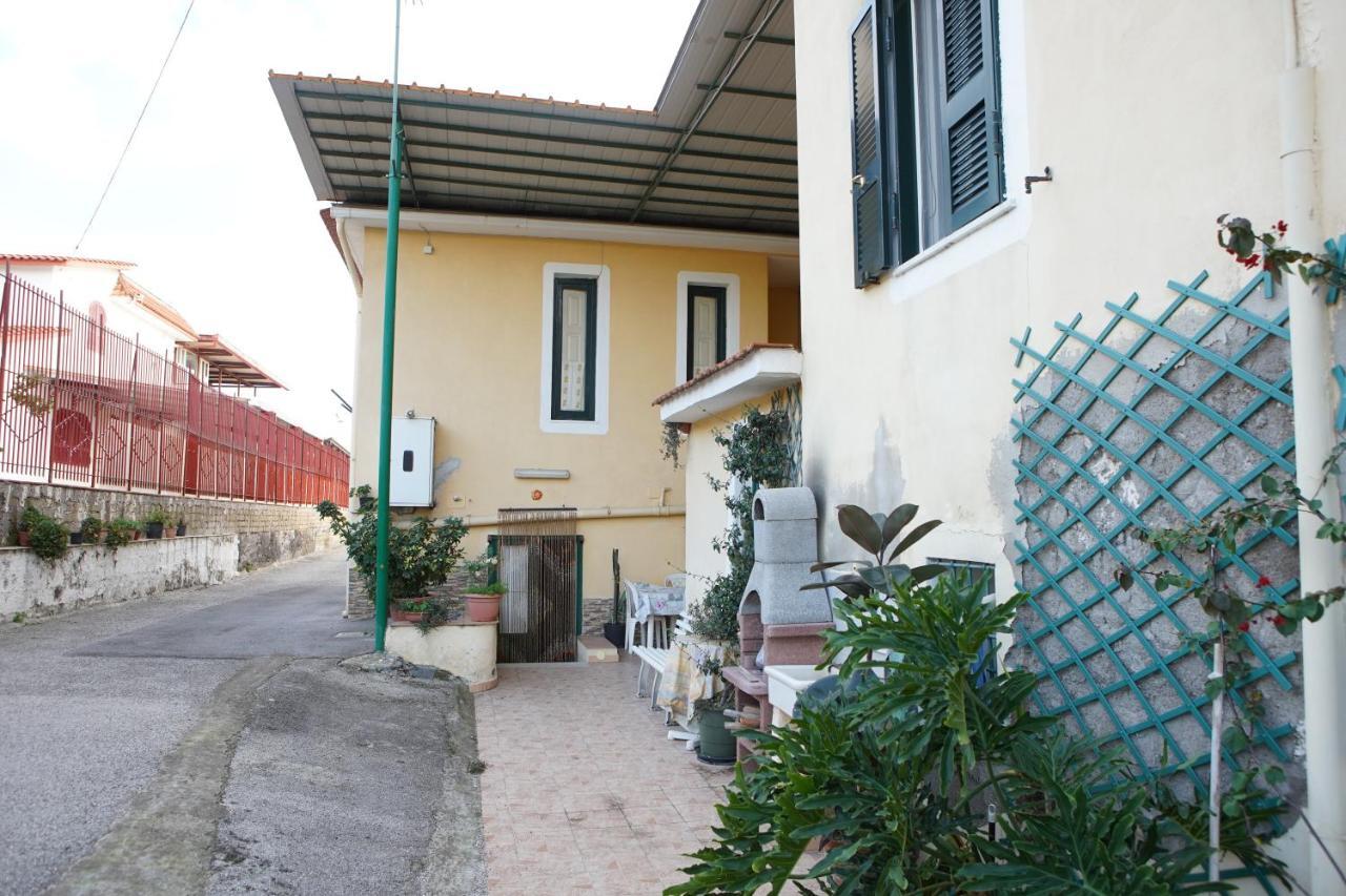 Casa Vacanze Da Rosy Ercolano Eksteriør bilde